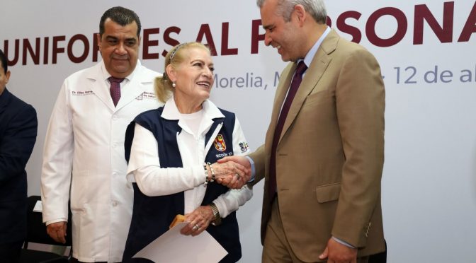 De la incertidumbre a la estabilidad laboral 450 empleados de salud: Elías Ibarra