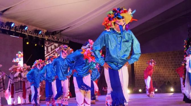 Artistas enaltecen tradiciones michoacanas en Oaxaca