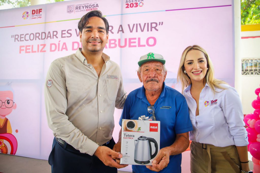 Festejaron en grande Municipio y DIF a abuelitos de Reynosa – Administración Municipal Reynosa 2021-2024