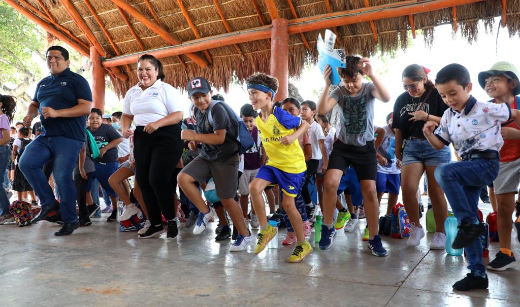 Inicia DIF Curso de Verano “Baxal Paal” 2003 – H. Ayuntamiento de Solidaridad