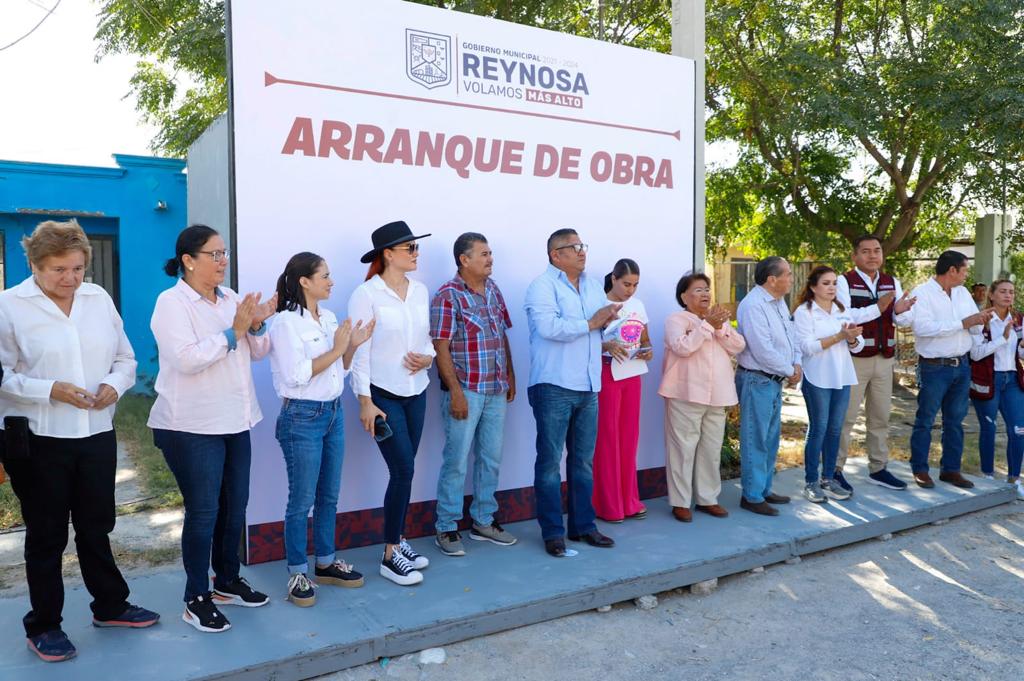 Pavimenta Gobierno de Reynosa Calle De la Rivera en Paseo Residencial – Administración Municipal Reynosa 2021-2024
