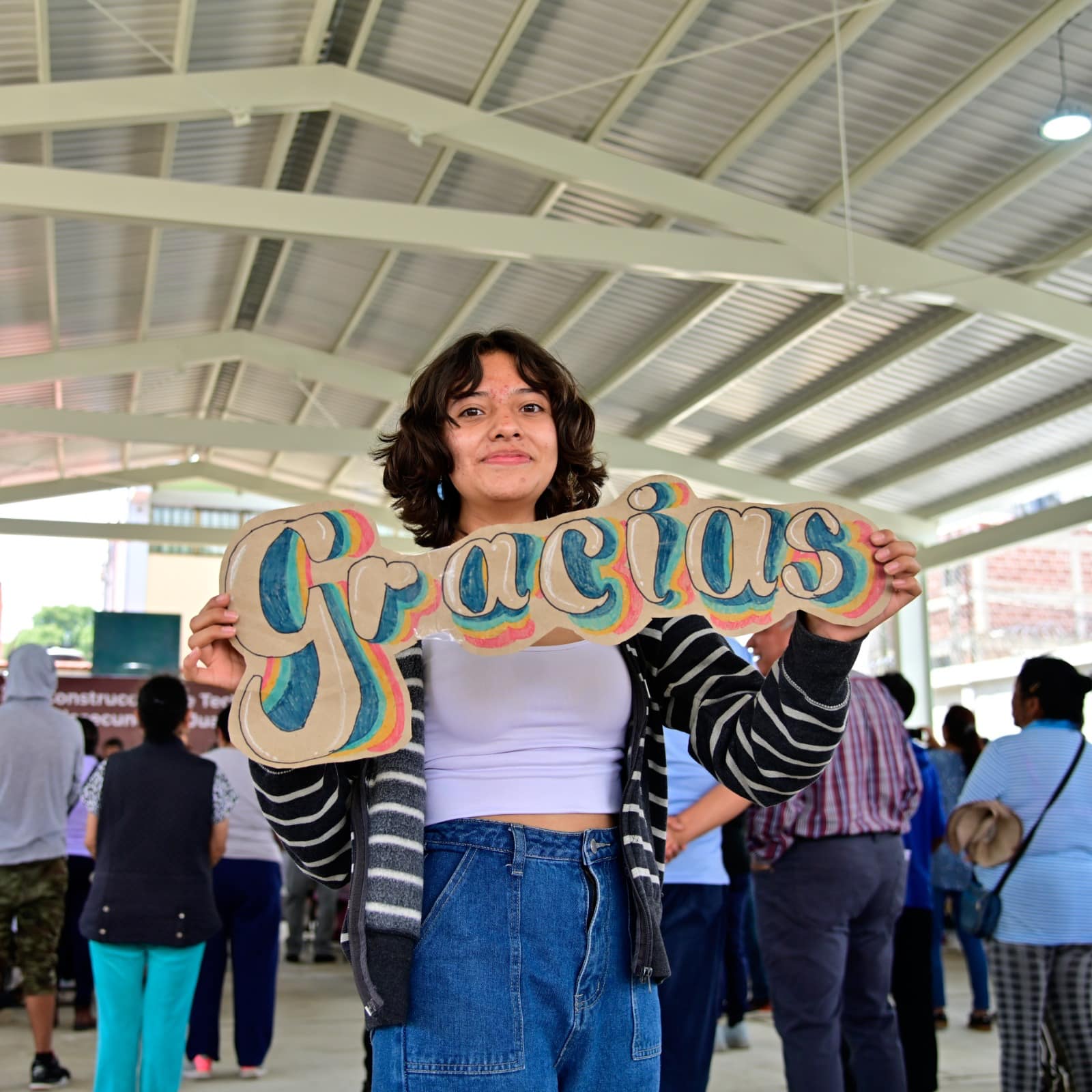 Boletín 189.-Miguel Gutiérrez entrega 4 techumbres para educación básica