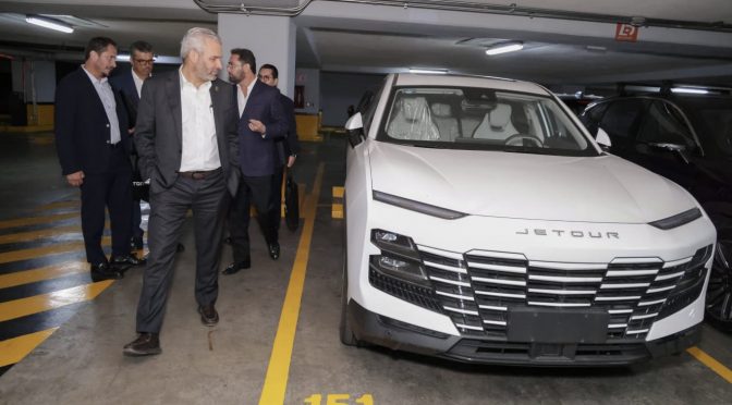 Interesa a empresa FOTON inversión en LC; Bedolla expone beneficios