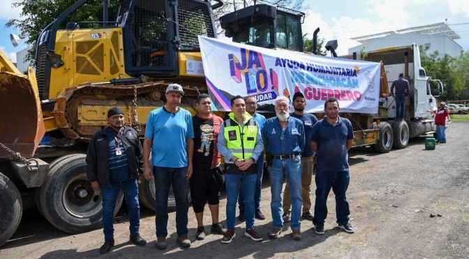 Michoacán envía a Guerrero maquinaria pesada para restablecer vías de comunicación