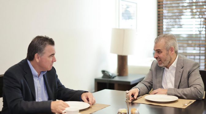 Propone Bedolla a ArcelorMittal proyecto para sanear y aprovechar aguas residuales en LC