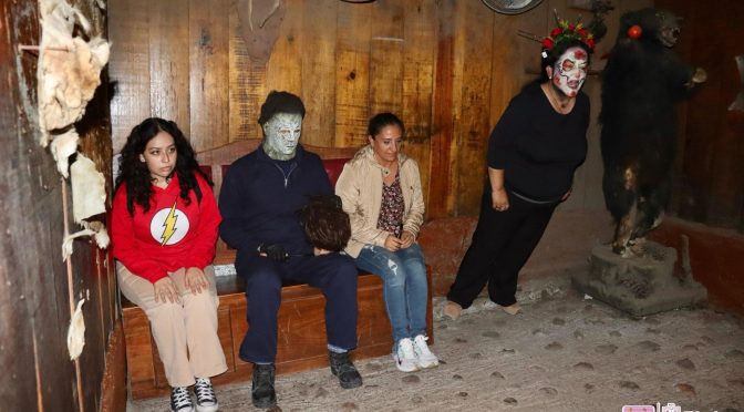 Encantador de día y tenebroso de noche; así es el encanto del Zoo de Morelia