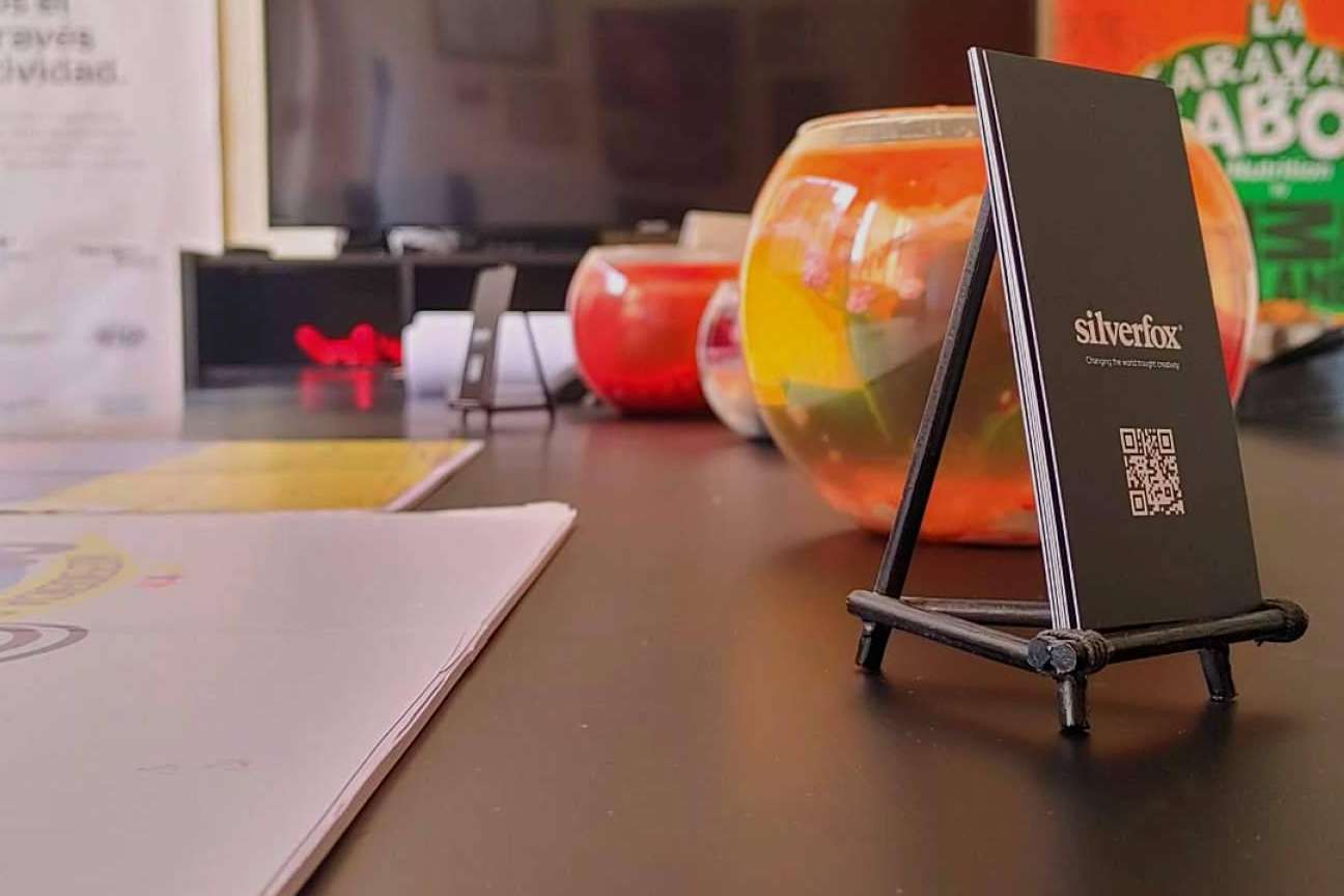 Contratar a especialistas en comunicación integral B2B con Silverfox