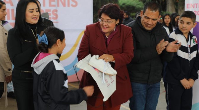 Avanza a paso firme entrega de calzado escolar a secundarias: SEE