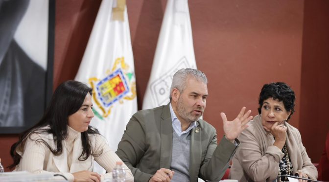Bedolla pide consolidar creación del Centro de Mediación Escolar en 2024