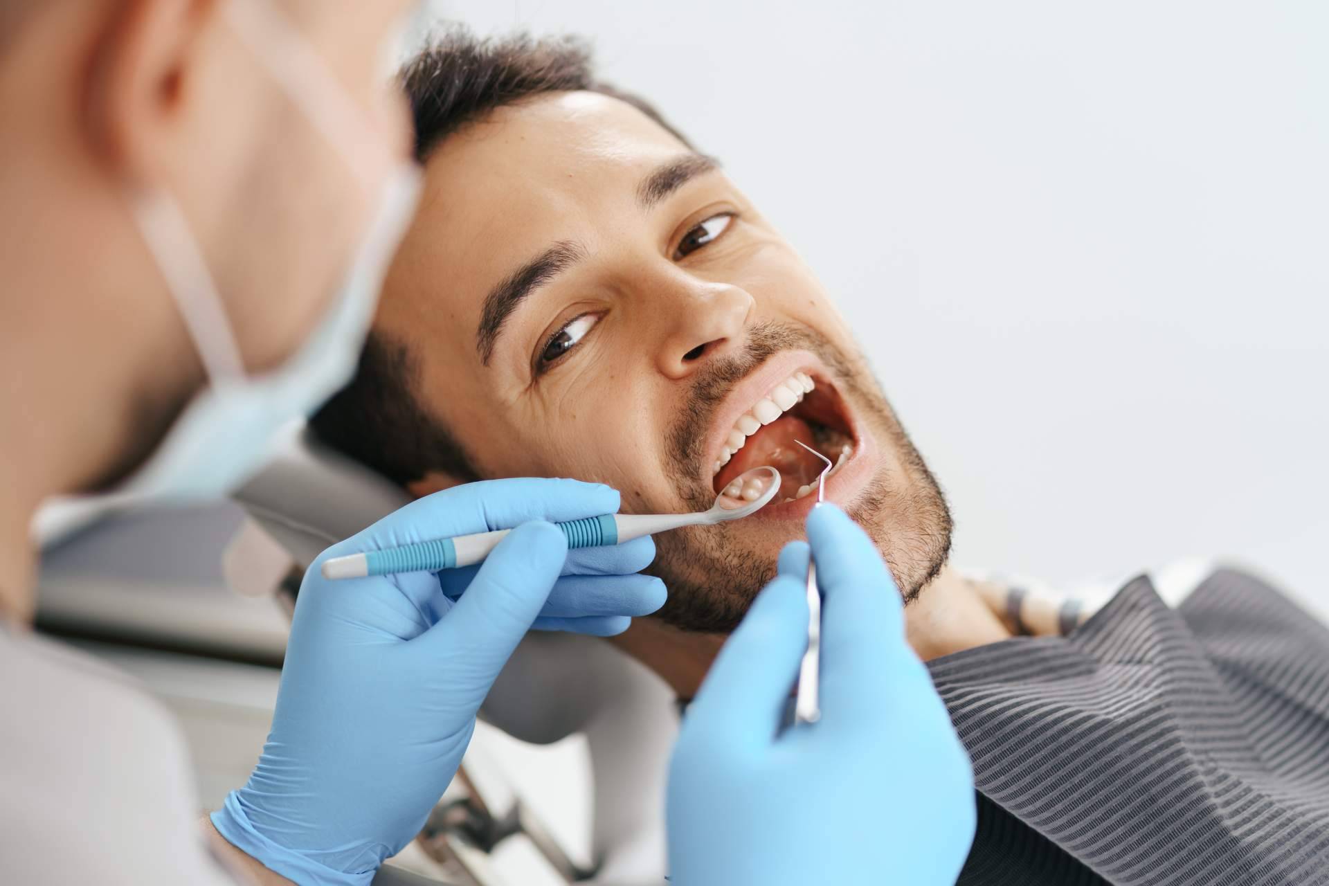 Diseño de sonrisa con resultados muy naturales en Eira Dental