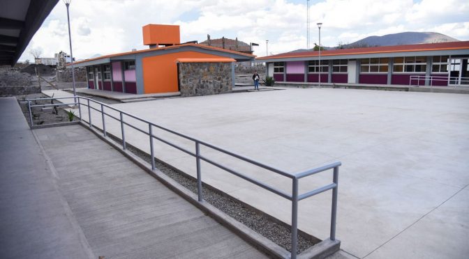 Con nuevo plantel del Icatmi en Villas del Pedregal, vamos por buen camino