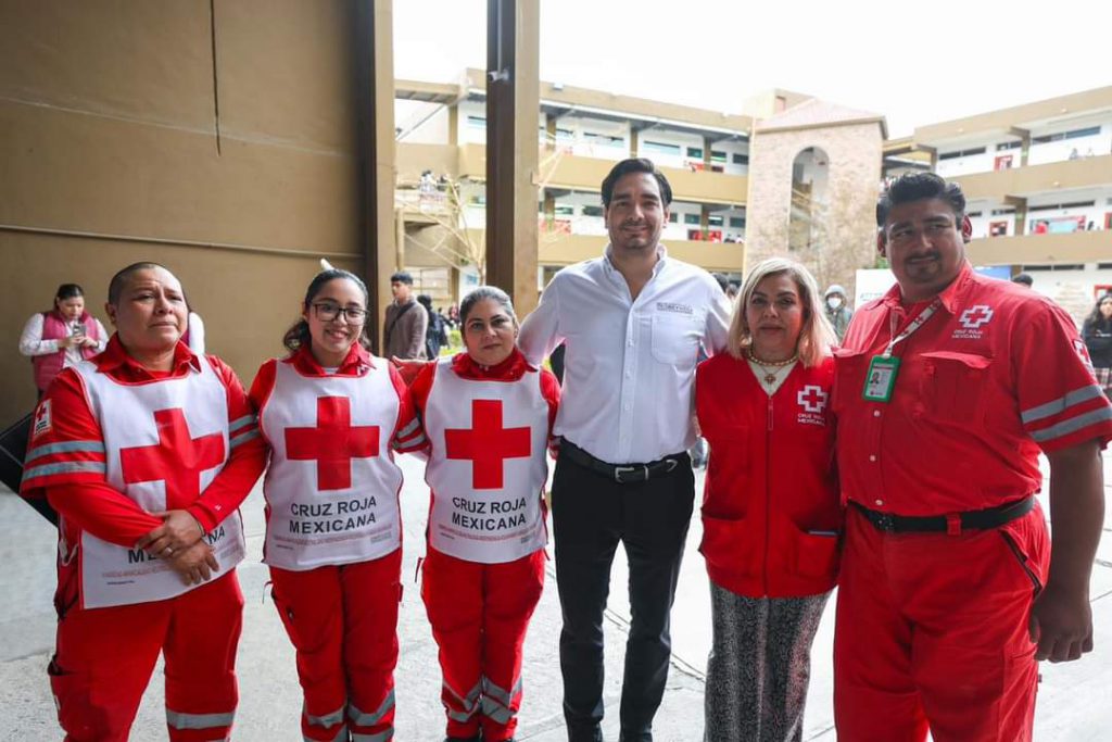 Fortalece Carlos Peña Ortiz salud y bienestar de comunidad estudiantil – Administración Municipal Reynosa 2021-2024