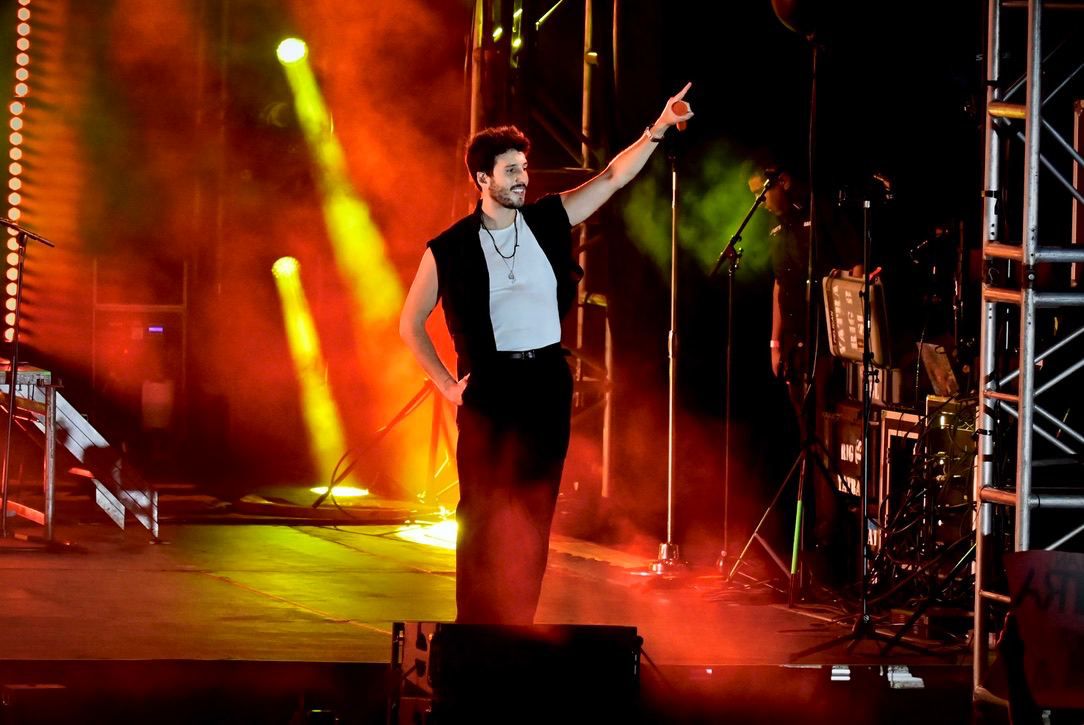 Gran presentación de Sebastián Yatra y espectacular paseo de comparsas – H. Ayuntamiento de Solidaridad
