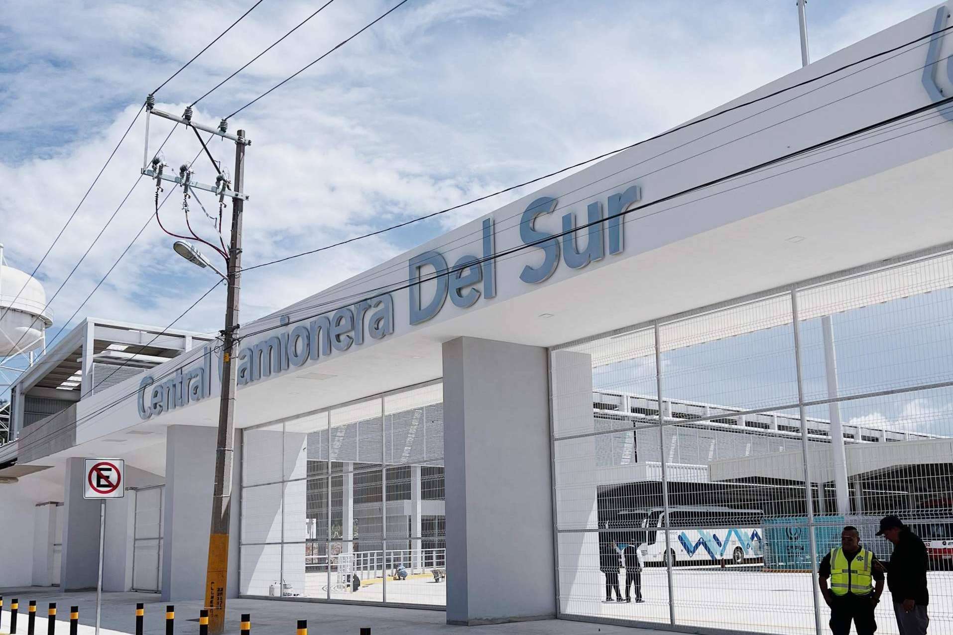 Estrella Roja; Diferentes servicios desde la Central Camionera del Sur