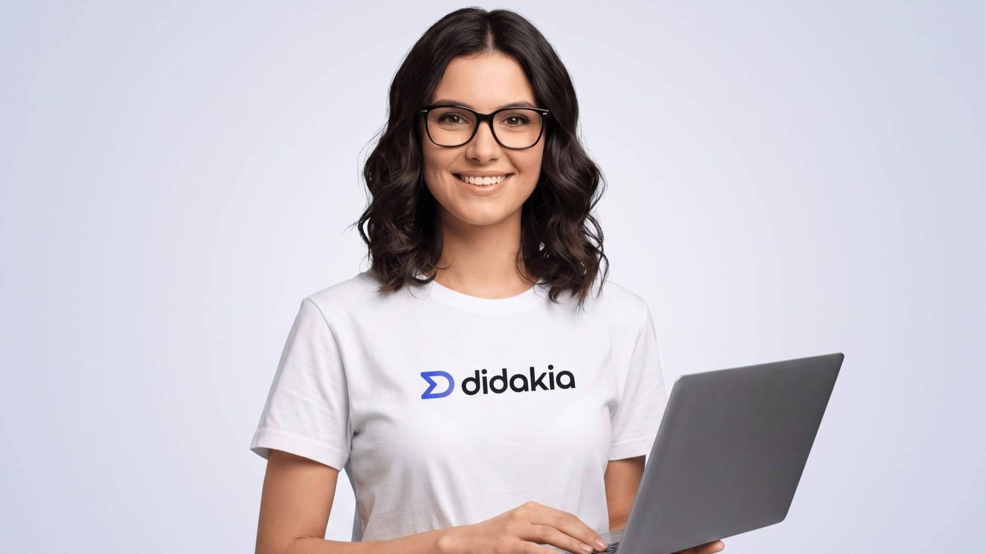 Didakia llega a LATAM y España como la primera escuela online para profesionales del sector educativo